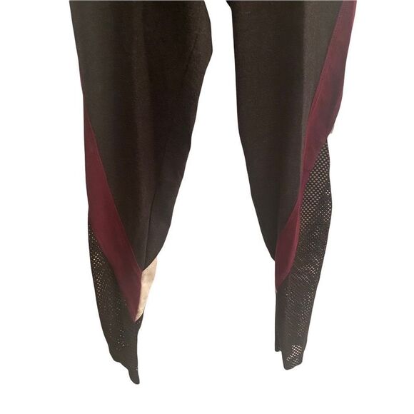 Pink Victoria Secret Black/Maroon/White Leggings Sz S - Picture 3 of 9